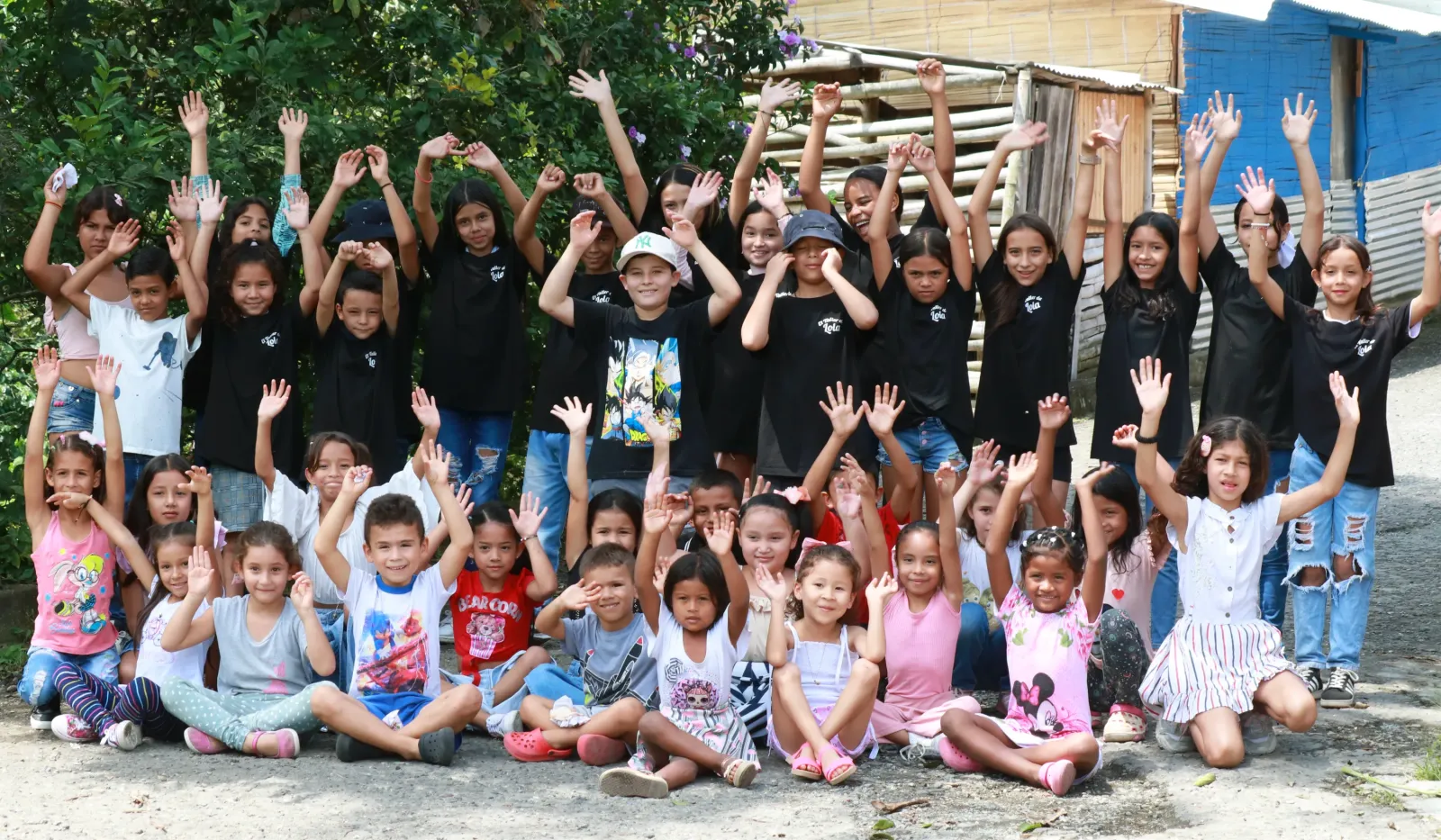 Niñas y niños de la Fundación Camino de Vida en Chinchiná